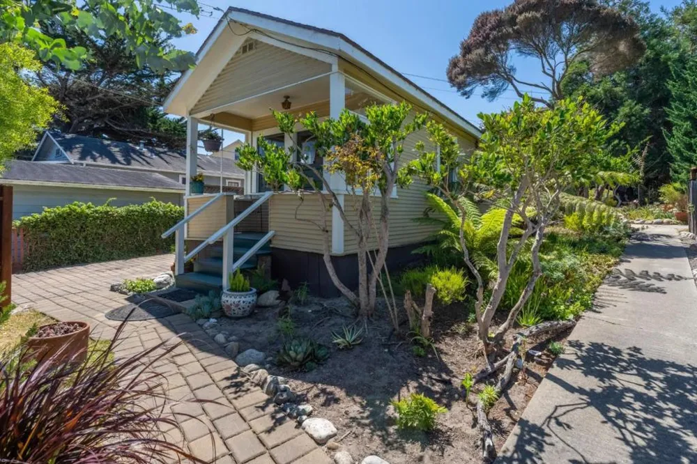 247 Belden Street Monterey, CA 93940
