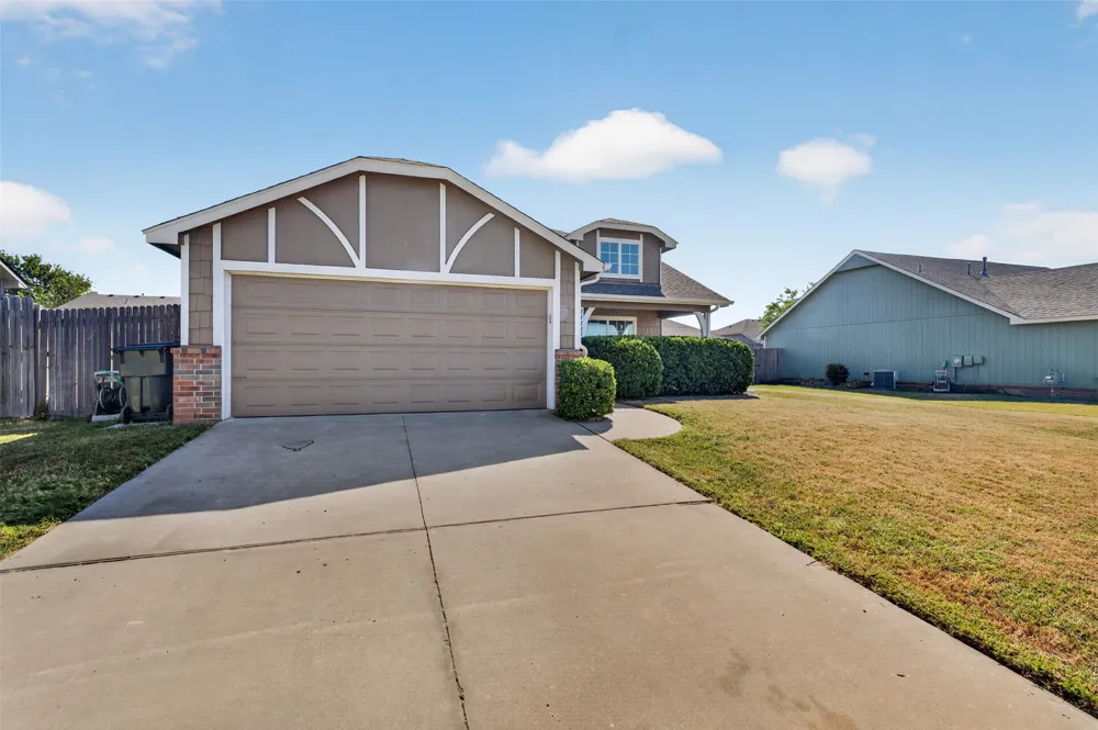11111 118th Avenue E Owasso, OK 74055