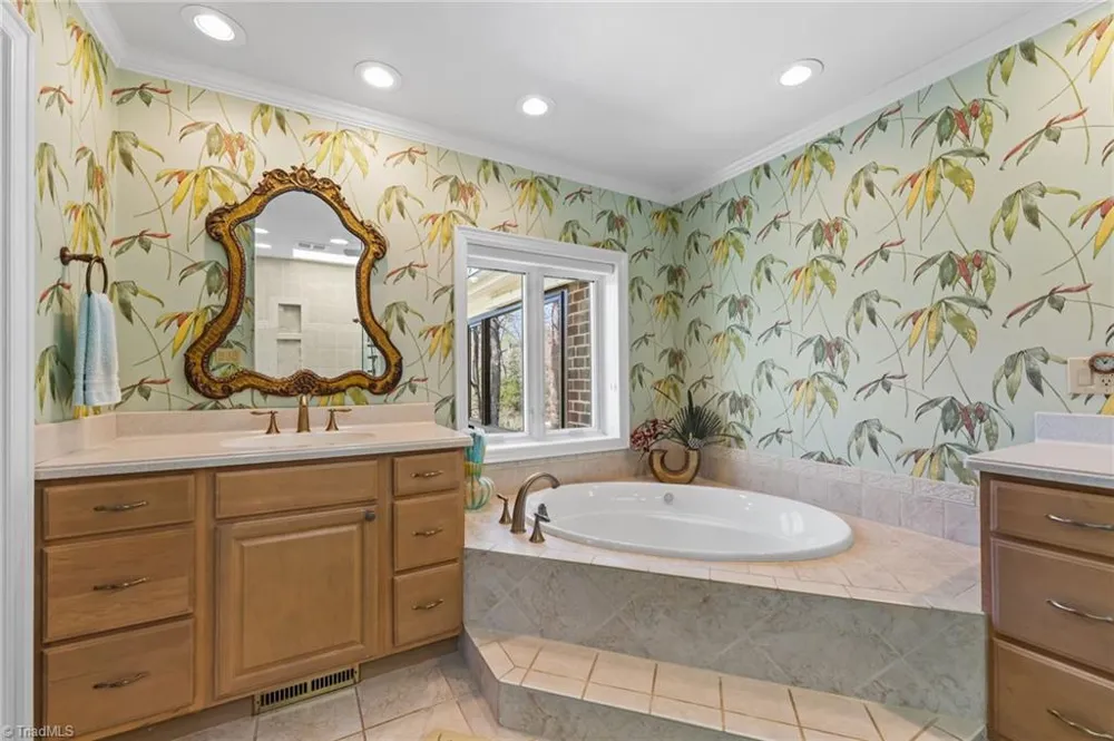 2578 Keck Drive Burlington, NC 27215