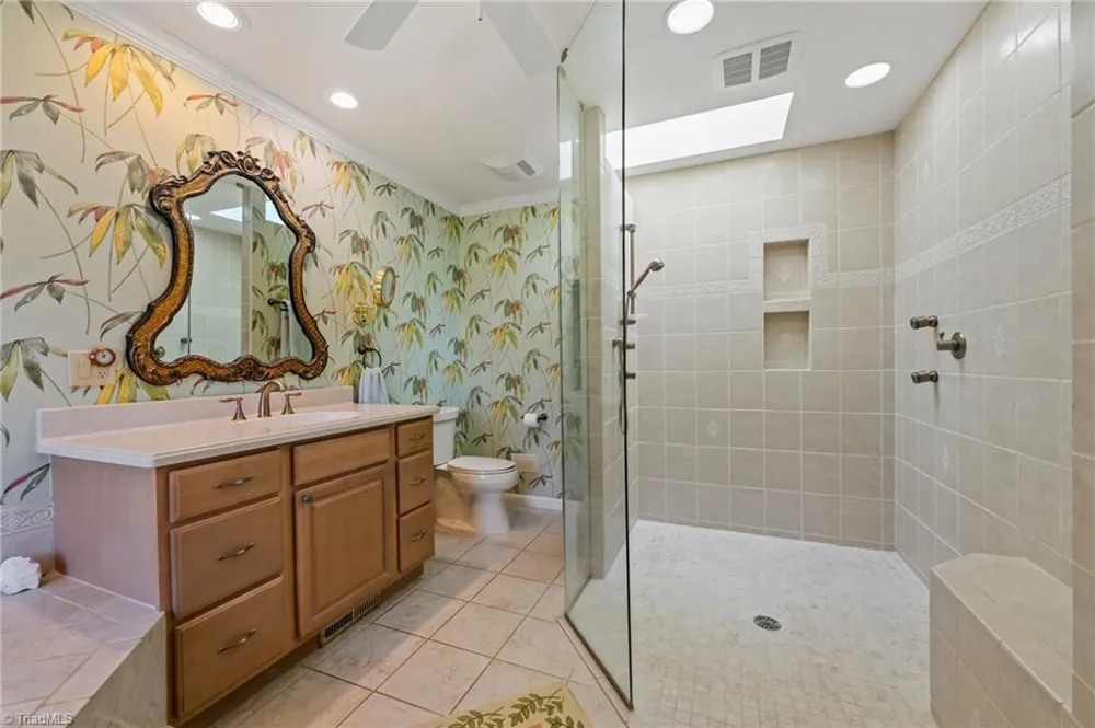 2578 Keck Drive Burlington, NC 27215