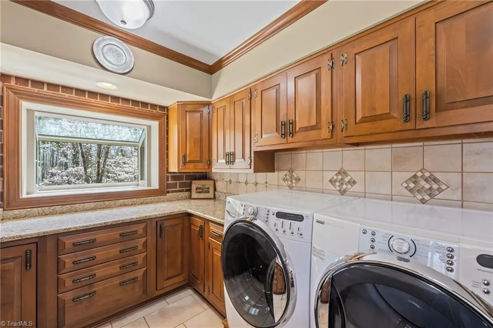 2578 Keck Drive Burlington, NC 27215