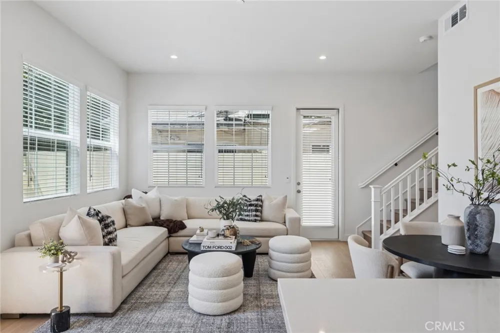 376 Hamilton Street #A103 Costa Mesa, CA 92627