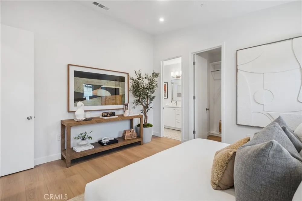 376 Hamilton Street #A103 Costa Mesa, CA 92627