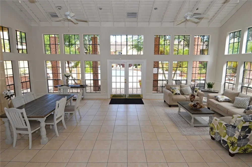 8636 MALLARD RESERVE DRIVE #201 Tampa, FL 33614