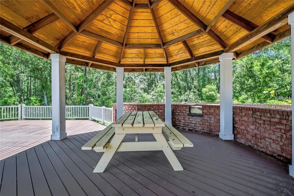 8636 MALLARD RESERVE DRIVE #201 Tampa, FL 33614
