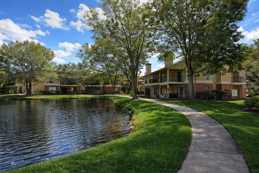 8636 MALLARD RESERVE DRIVE #201 Tampa, FL 33614