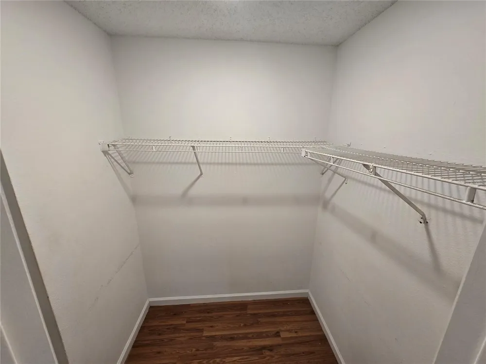 8636 MALLARD RESERVE DRIVE #201 Tampa, FL 33614