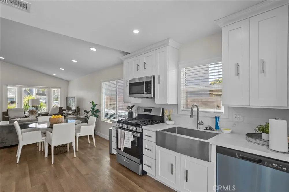 23020 MANSFIELD LANE Moreno Valley, CA 92557