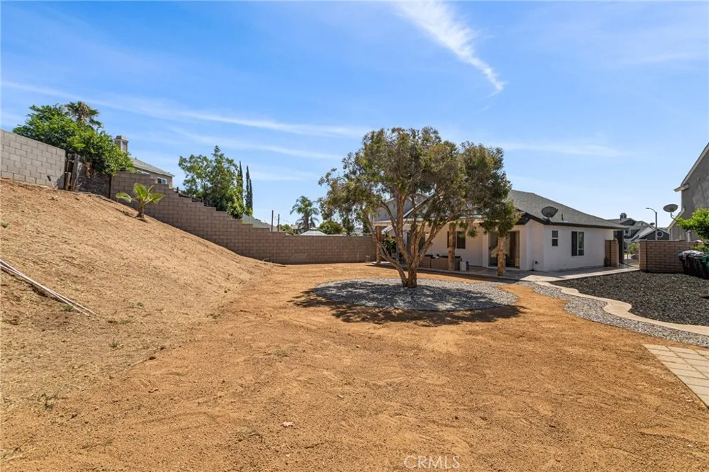 23020 MANSFIELD LANE Moreno Valley, CA 92557