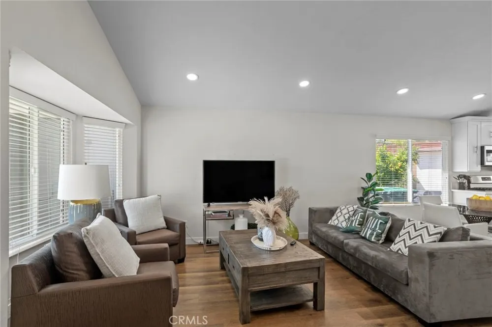 23020 MANSFIELD LANE Moreno Valley, CA 92557