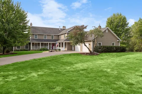 2350 Longview Circle