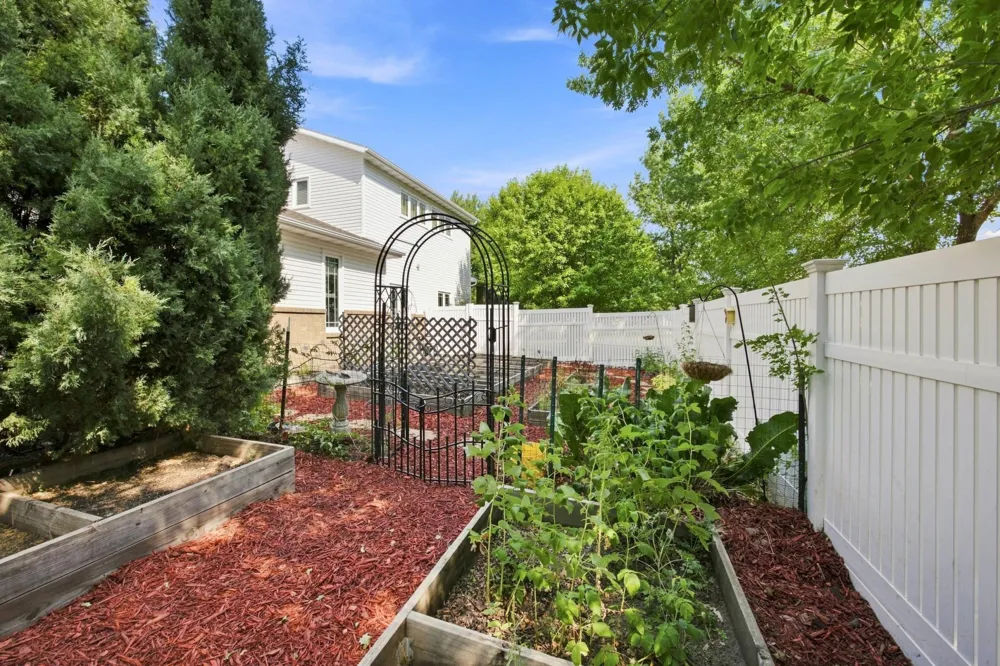 754 Wyndemere Drive West Fargo, ND 58078