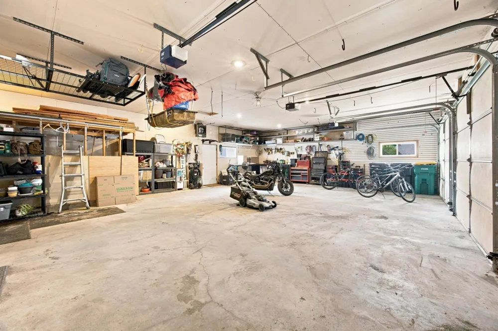 754 Wyndemere Drive West Fargo, ND 58078