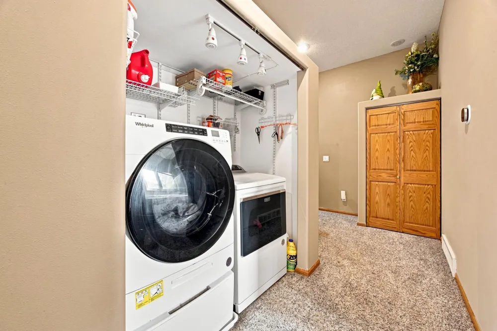 754 Wyndemere Drive West Fargo, ND 58078