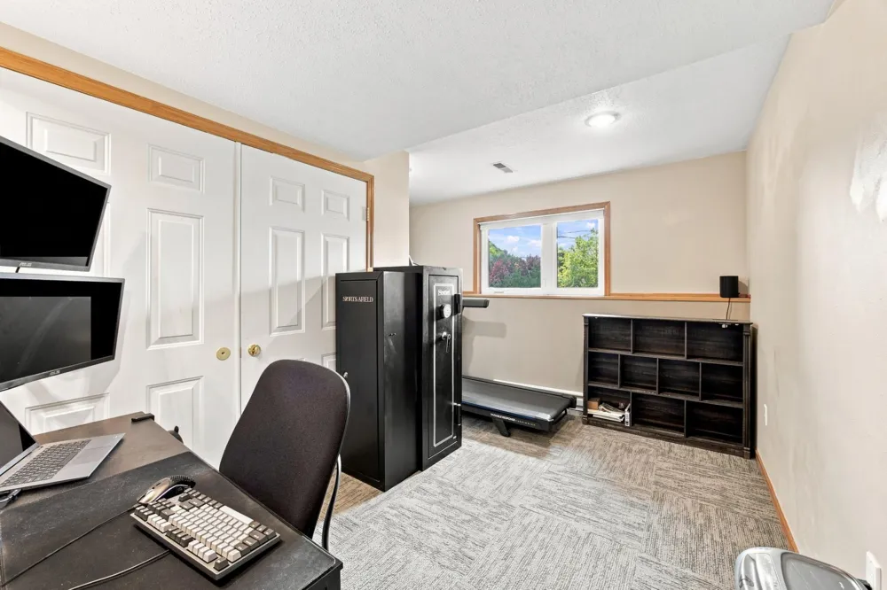 754 Wyndemere Drive West Fargo, ND 58078