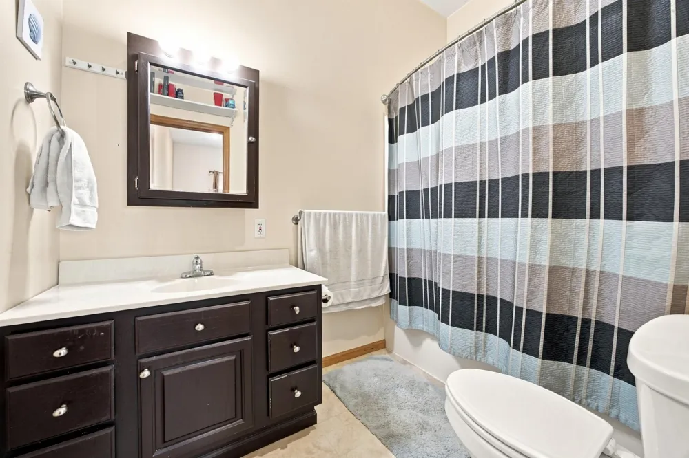 754 Wyndemere Drive West Fargo, ND 58078