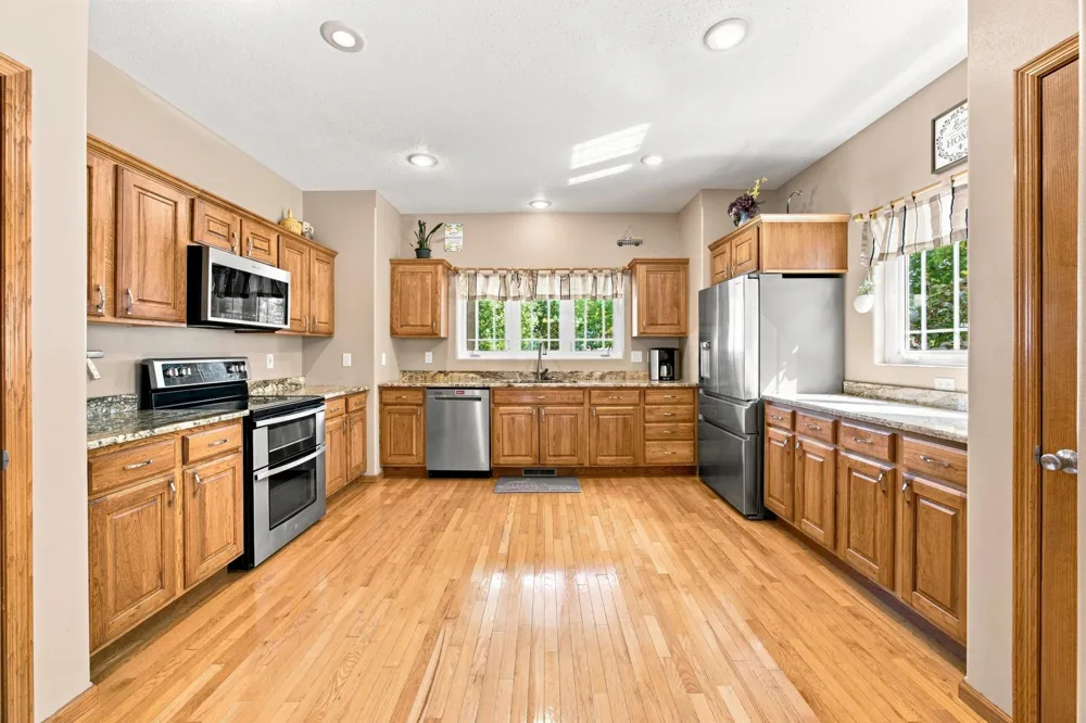 754 Wyndemere Drive West Fargo, ND 58078