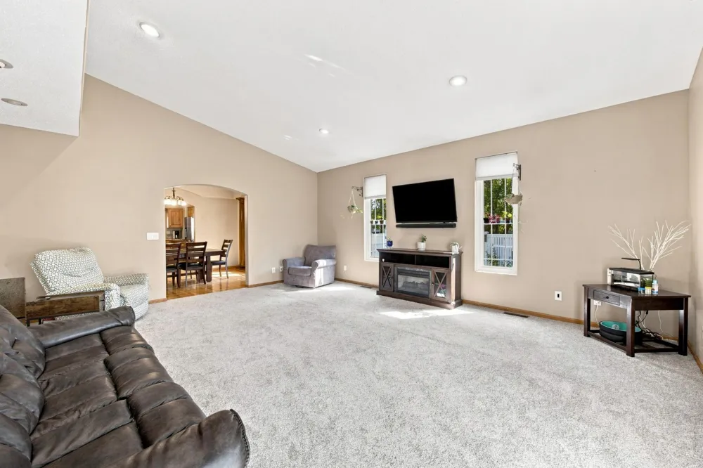 754 Wyndemere Drive West Fargo, ND 58078