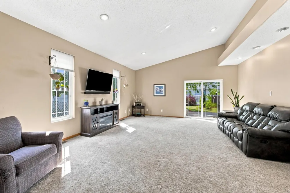 754 Wyndemere Drive West Fargo, ND 58078