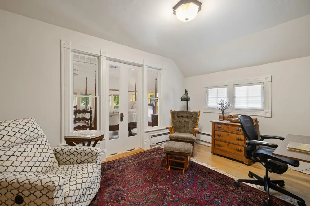 911 8th Street S Fargo, ND 58103