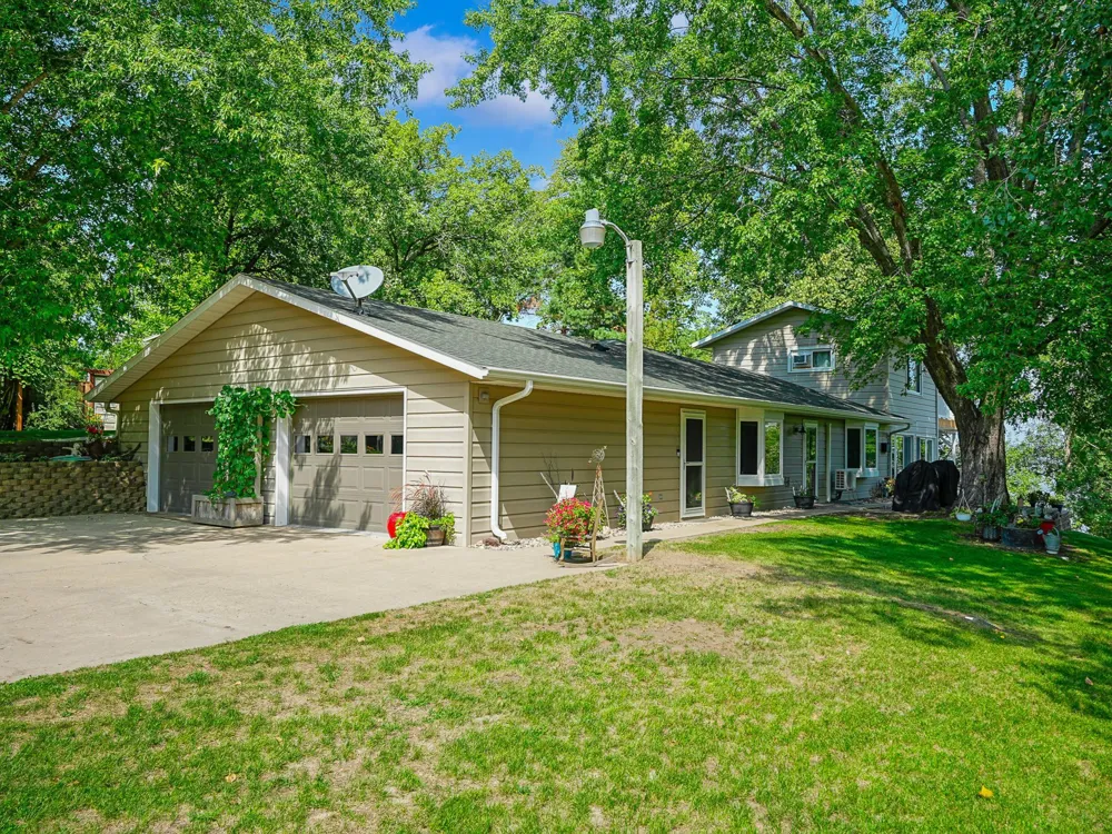 46360 Grand View Dr Perham, MN 56573