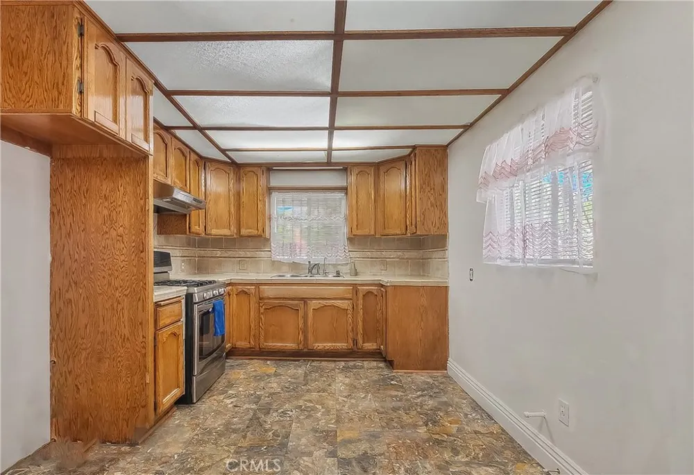 12127 Cedarvale Norwalk, CA 90650