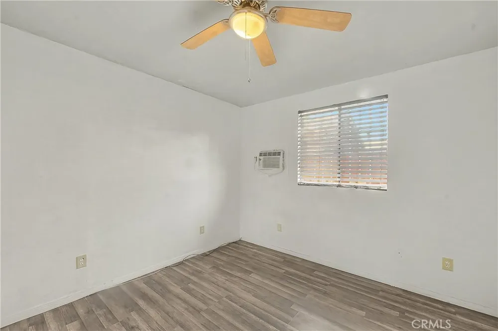 12127 Cedarvale Norwalk, CA 90650