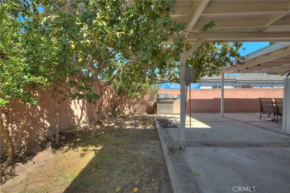 12127 Cedarvale Norwalk, CA 90650