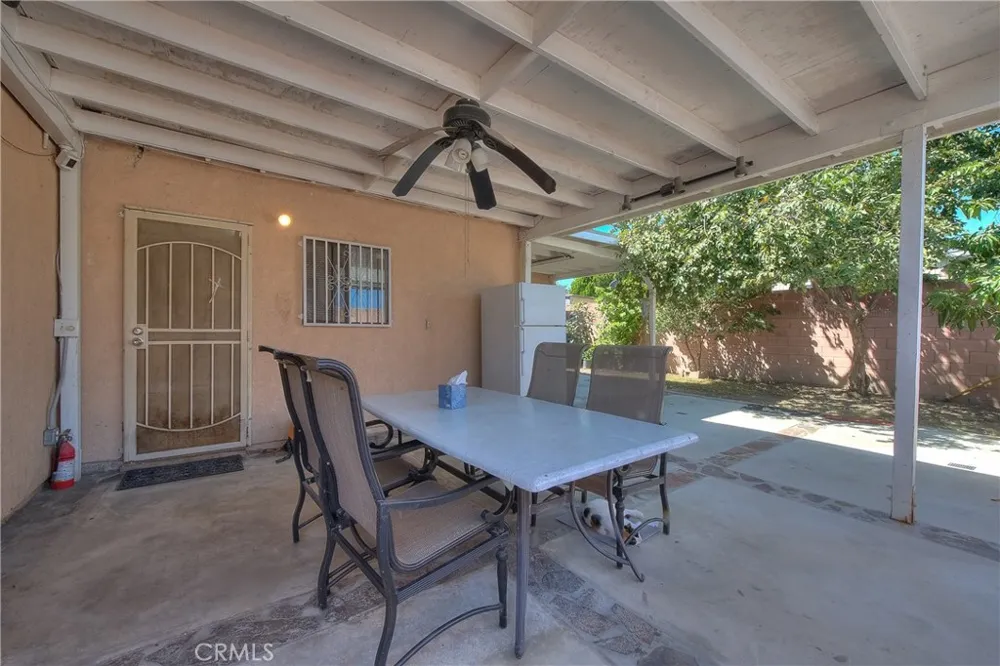 12127 Cedarvale Norwalk, CA 90650