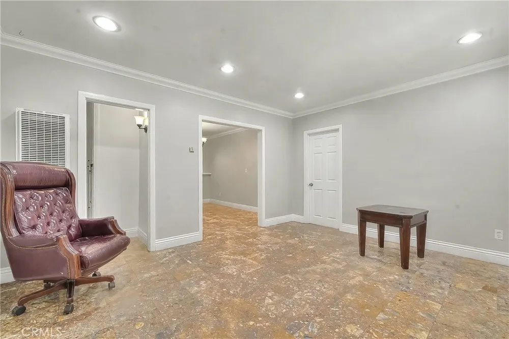 12127 Cedarvale Norwalk, CA 90650