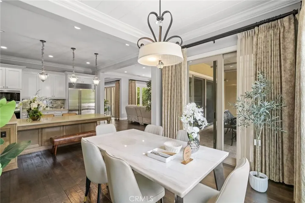 19 Rawhide Irvine, CA 92602
