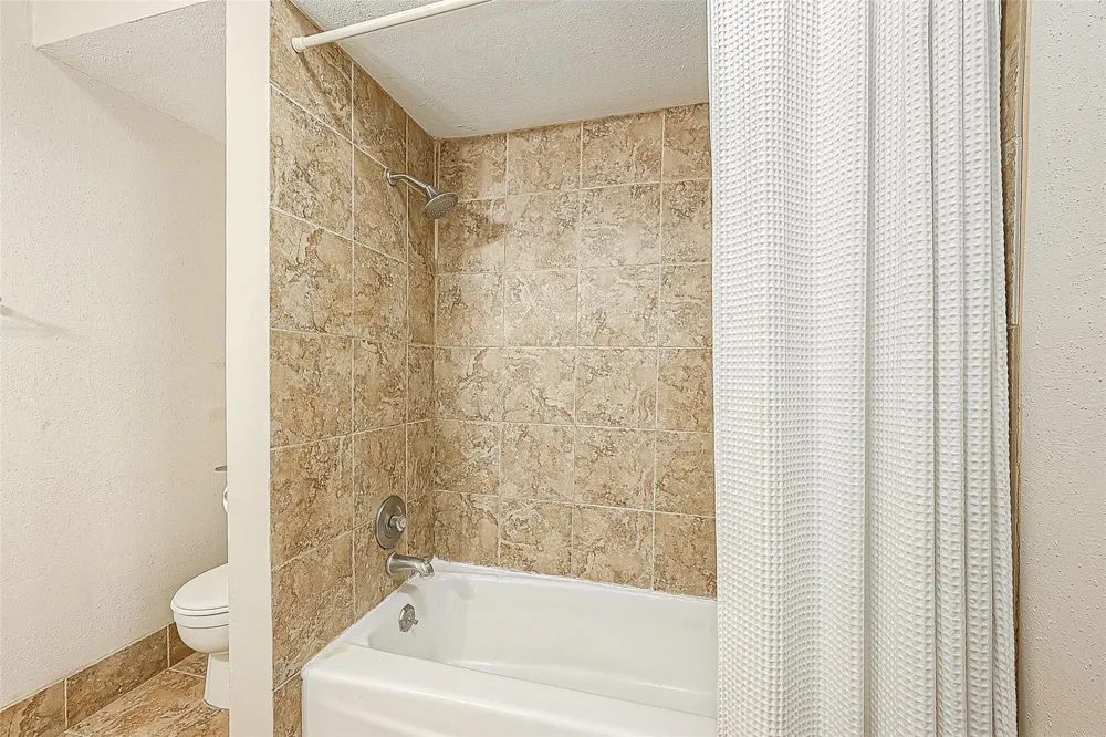 3131 Cummins Street #54 Houston, TX 77027