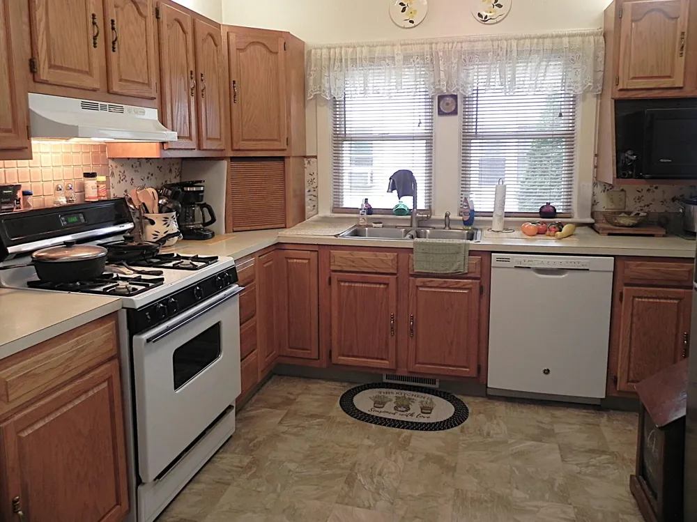 211 E Electric Court Sturgis, MI 49091