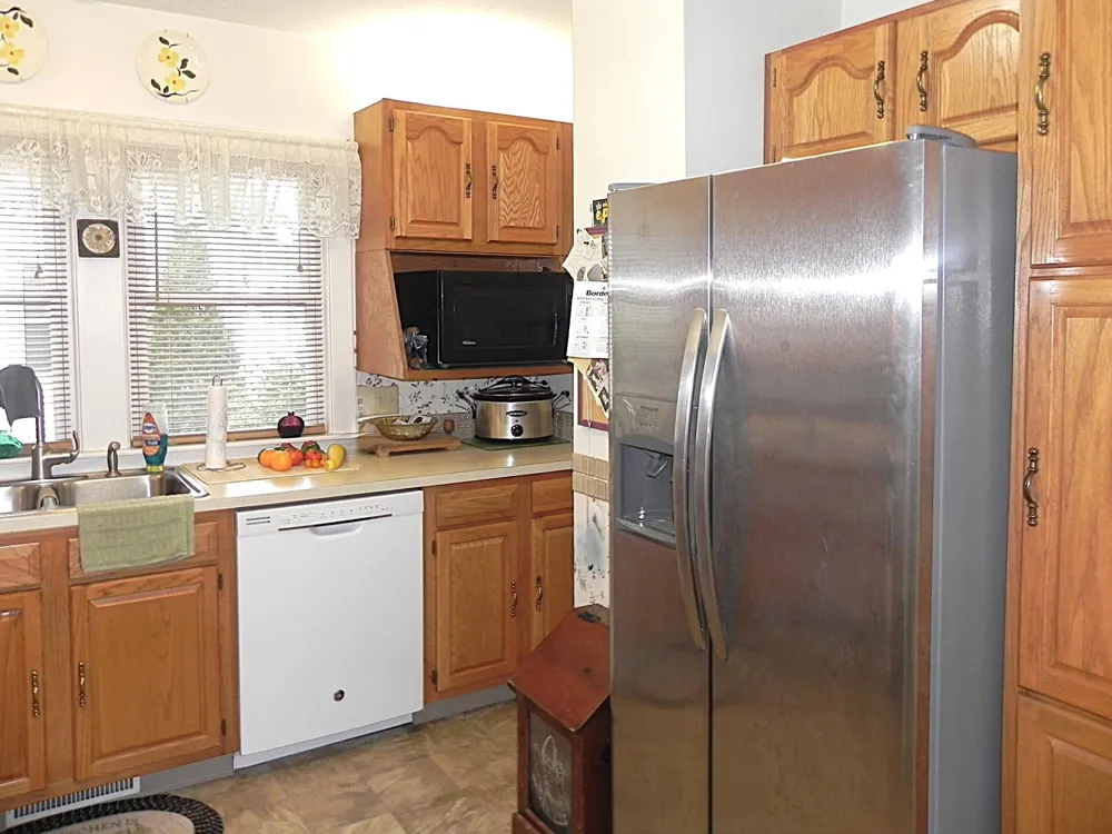 211 E Electric Court Sturgis, MI 49091
