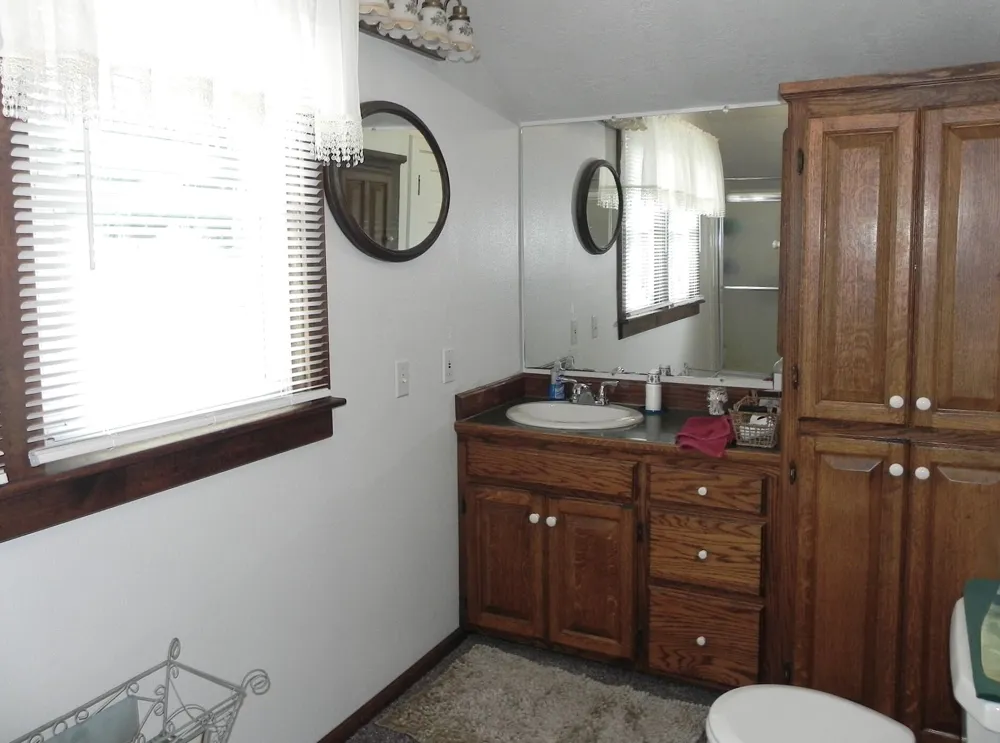 211 E Electric Court Sturgis, MI 49091