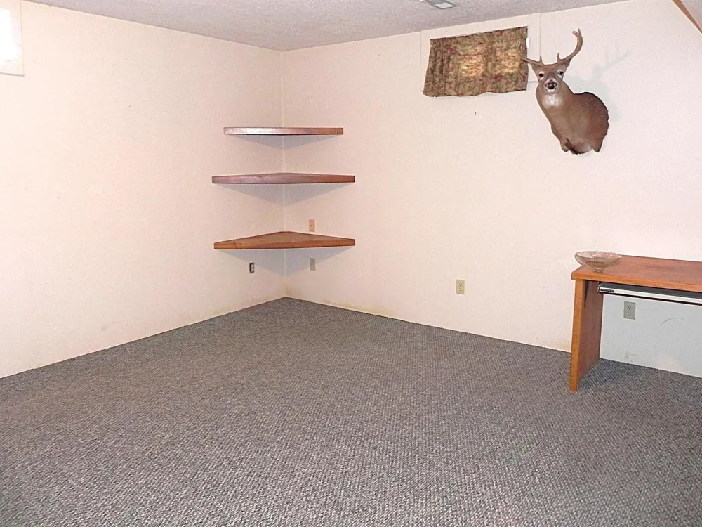 211 E Electric Court Sturgis, MI 49091