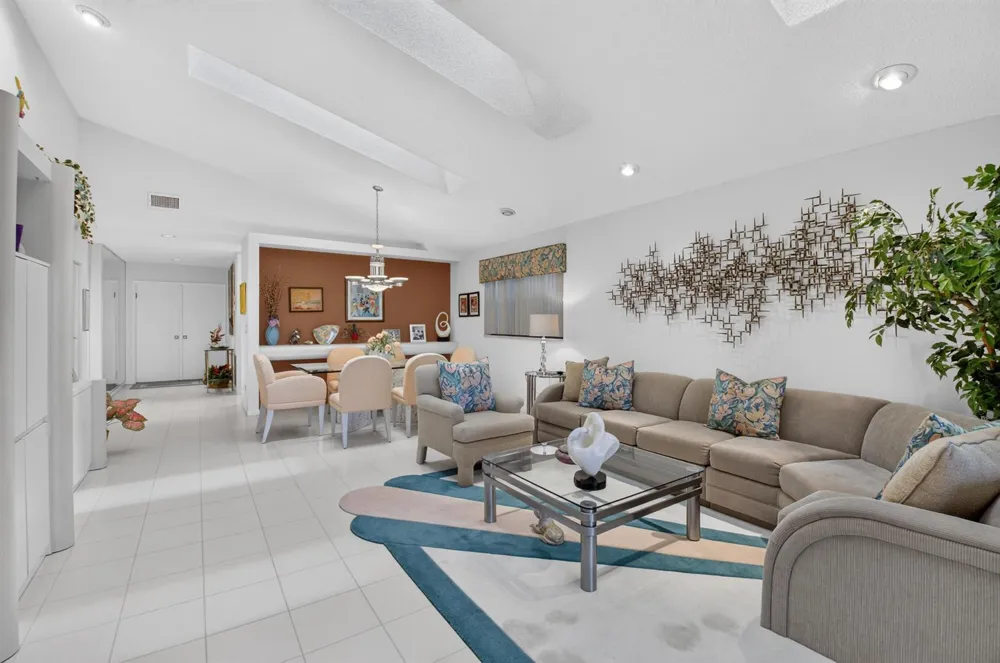 20065 Waters Edge Drive #101 Boca Raton, FL 33434