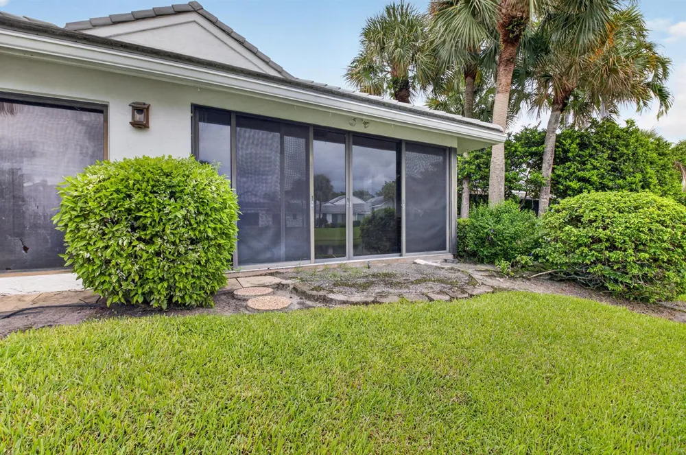 20065 Waters Edge Drive #101 Boca Raton, FL 33434