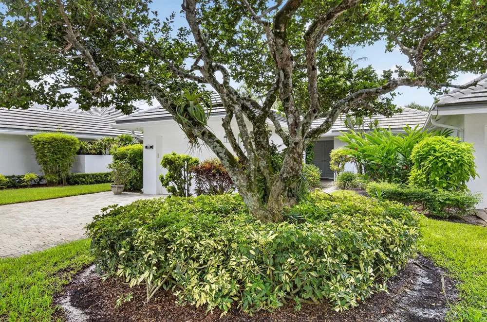 20065 Waters Edge Drive #101 Boca Raton, FL 33434