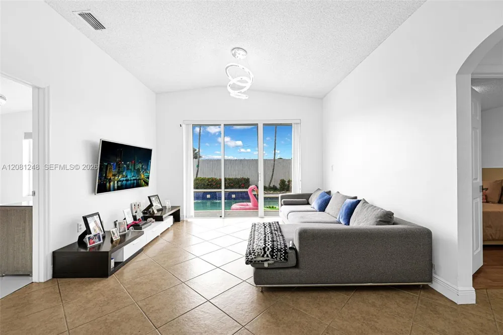 17384 SW 138th Ct Miami, FL 33177