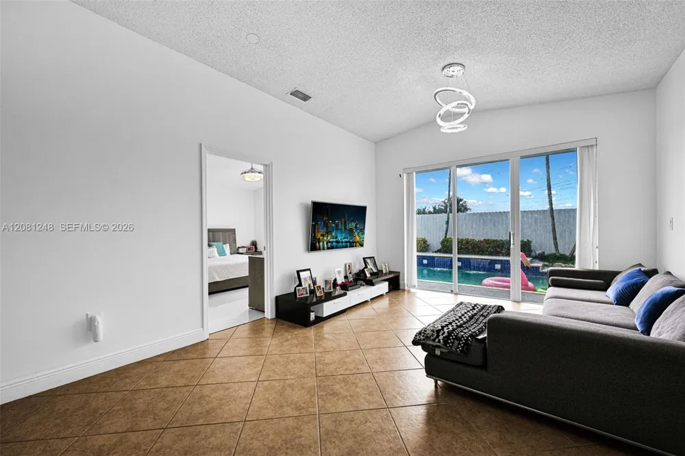 17384 SW 138th Ct Miami, FL 33177