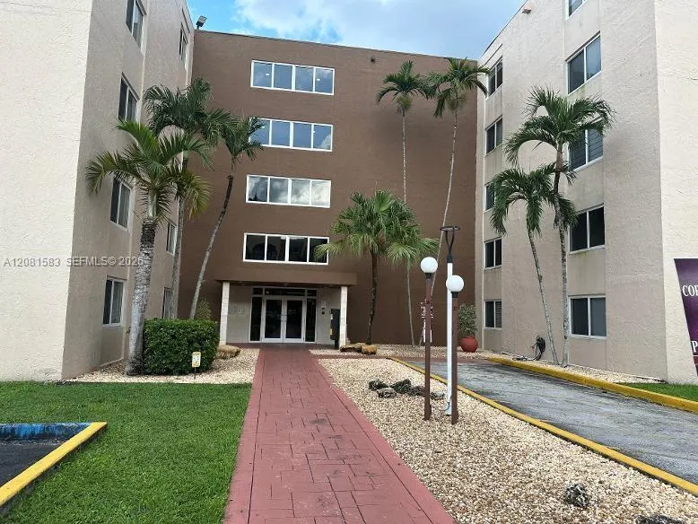 6960 NW 186th St #2-131 Hialeah, FL 33015
