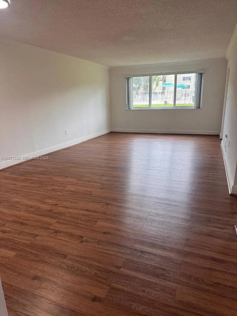 6960 NW 186th St #2-131 Hialeah, FL 33015