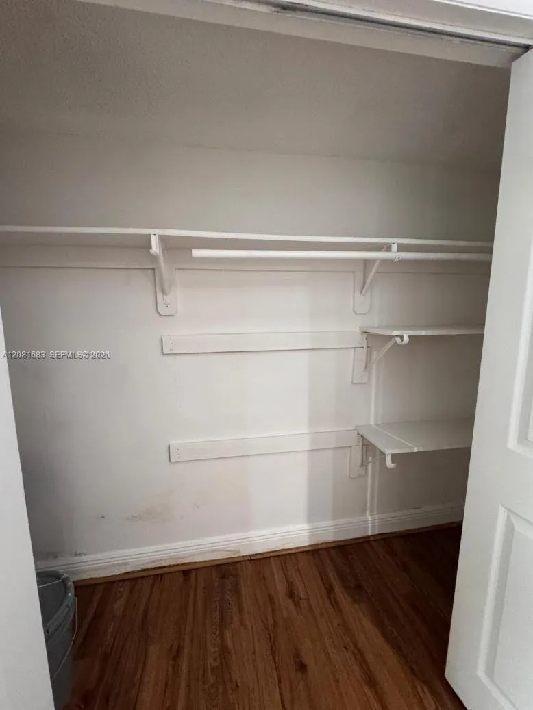 6960 NW 186th St #2-131 Hialeah, FL 33015