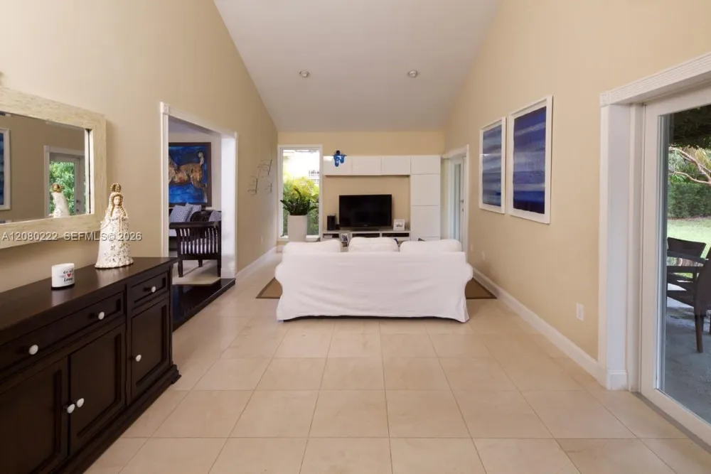 5631 SW 58th Ct #0 South Miami, FL 33143