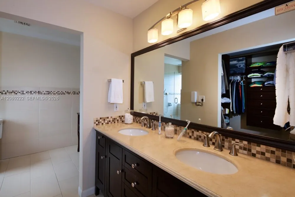 5631 SW 58th Ct #0 South Miami, FL 33143
