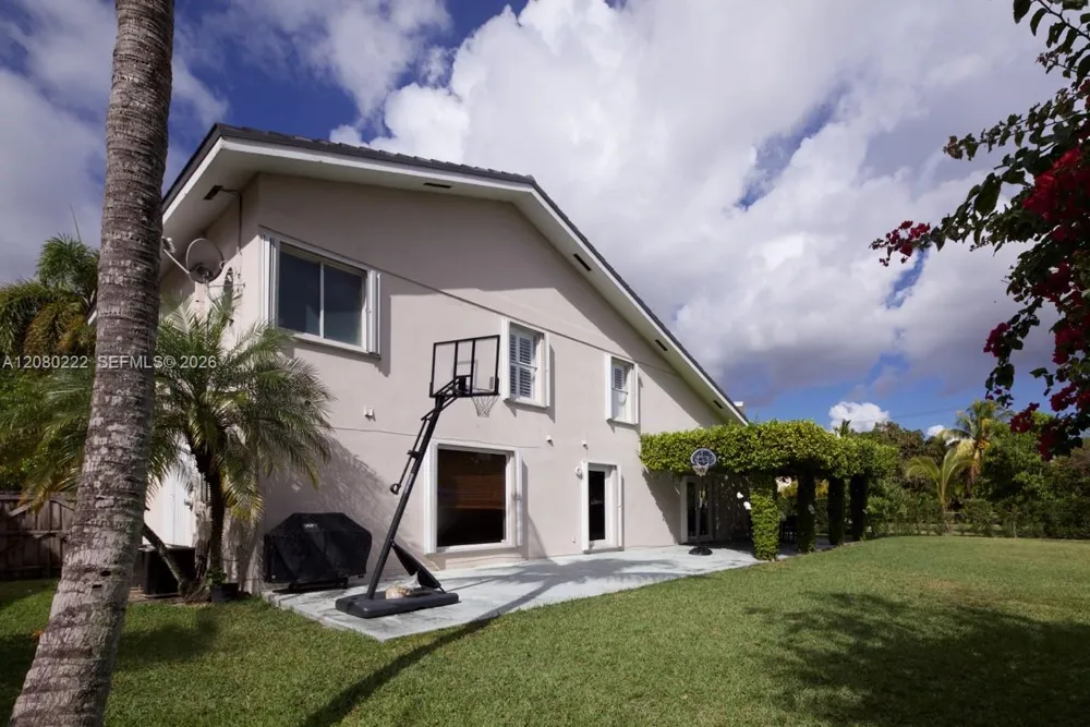 5631 SW 58th Ct #0 South Miami, FL 33143