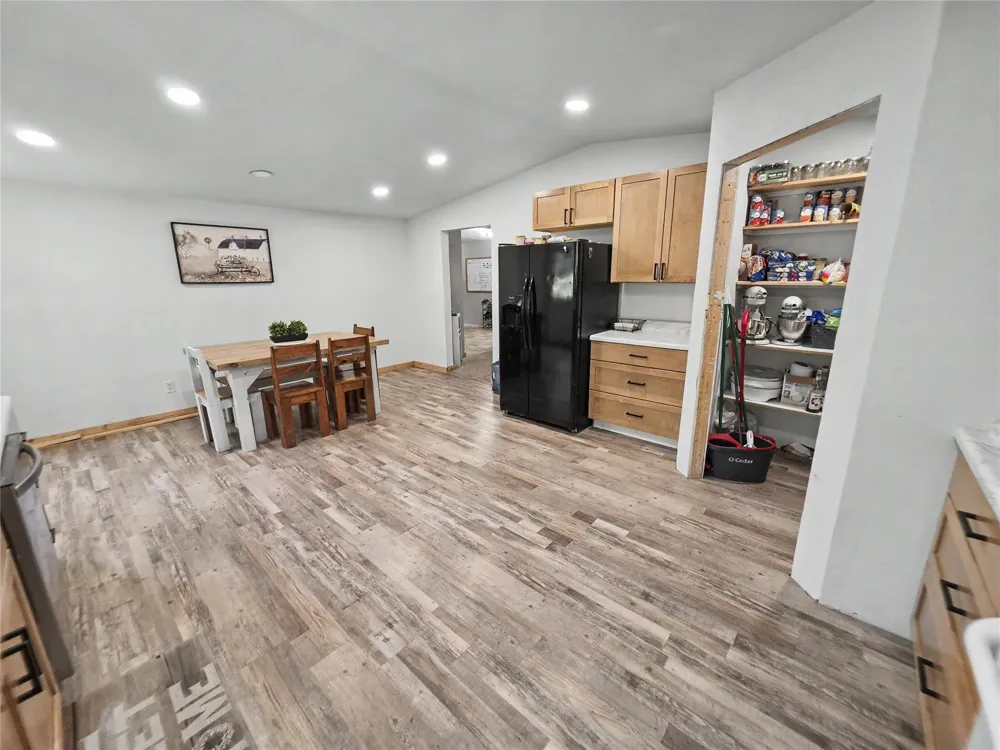 23884 E 808 ROAD Welling, OK 74471