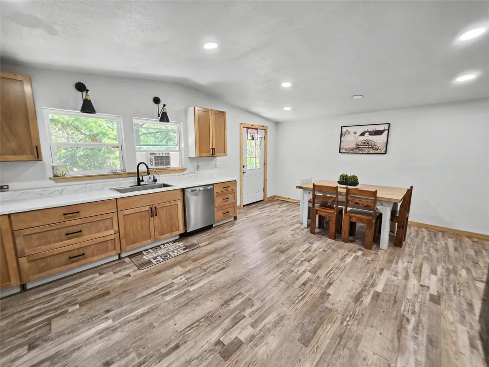 23884 E 808 ROAD Welling, OK 74471
