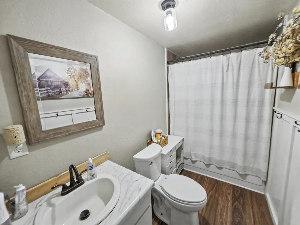 23884 E 808 ROAD Welling, OK 74471